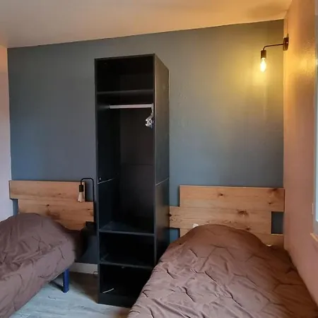 Camping La Cheneraie 4 Etoiles - Gites Ferienhaus Vers (Lot)